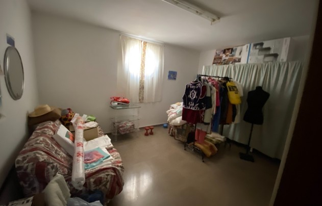 Resale - House - Sax