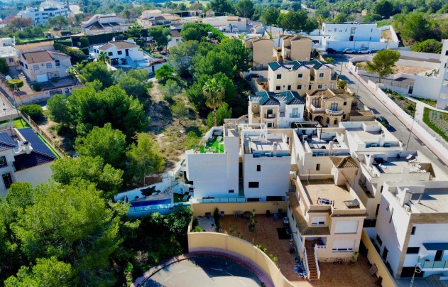 Resale - Villa - Orihuela Costa - Villamartín