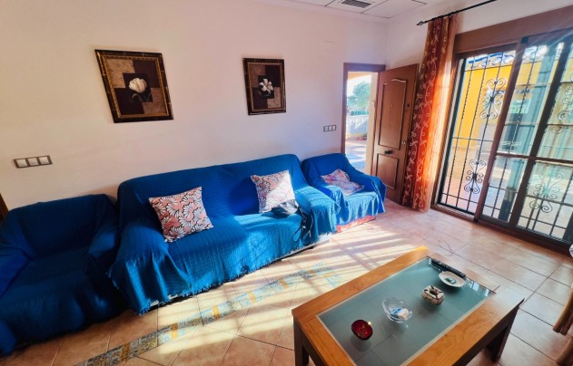 Resale - Villa - Orihuela Costa - Punta Prima