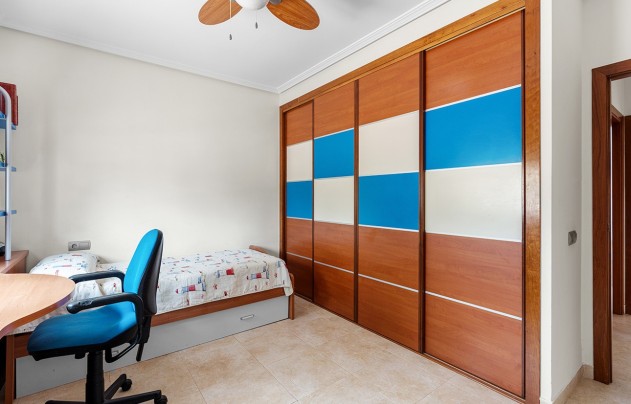 Resale - Villa - Alicante - Rebolledo