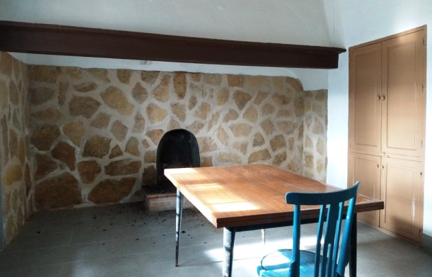 Resale - Villa - Benilloba