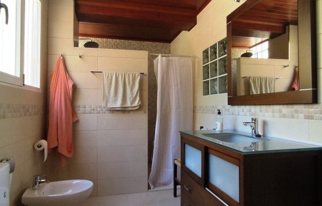 Resale - Villa - Bocairent