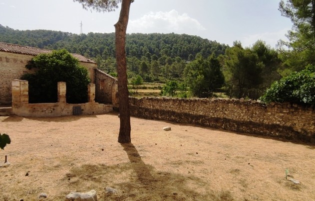 Resale - Villa - Alcoy