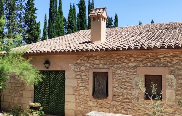 Resale - Villa - Alcoy