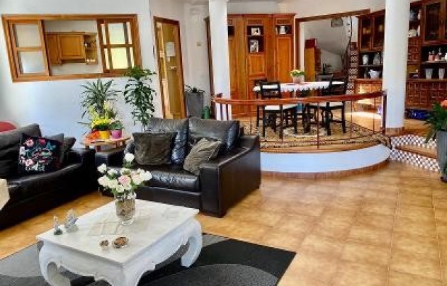 Resale - Villa - Altea - Marina Baja