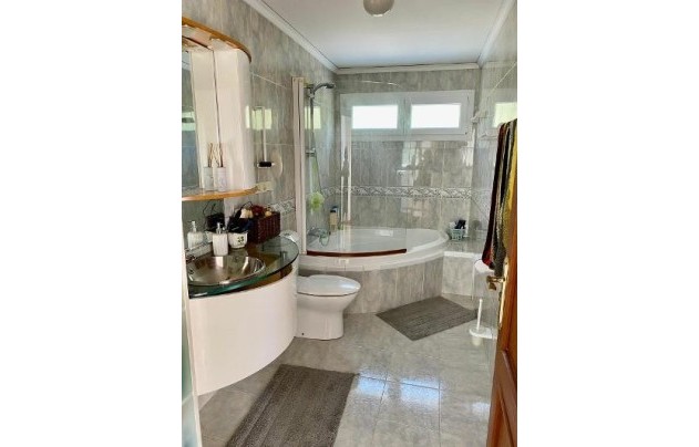 Resale - Villa - Altea - Marina Baja