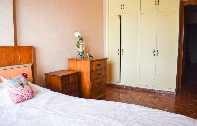 Resale - Apartment - Torrevieja