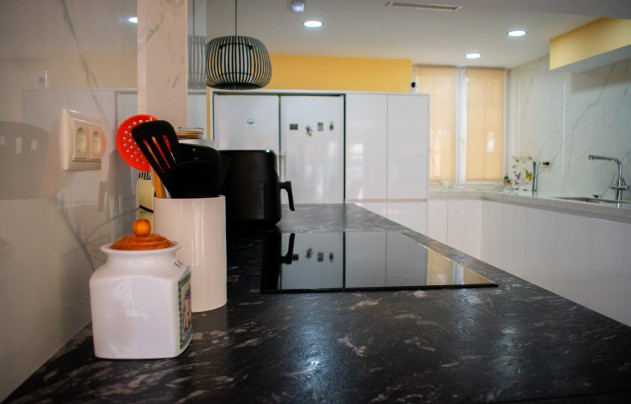 Resale - Villa - Orihuela Costa - MUY CERCA DE LA PLAYA