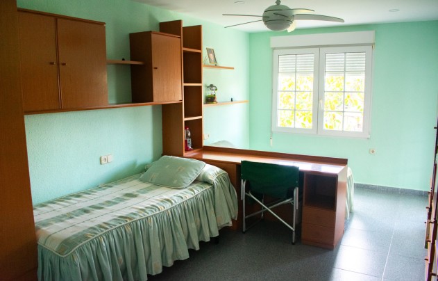 Resale - Villa - Orihuela Costa - MUY CERCA DE LA PLAYA