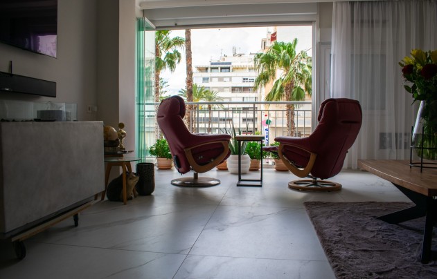 Resale - Apartment - Torrevieja