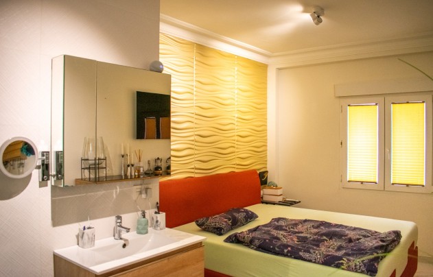 Resale - Apartment - Torrevieja