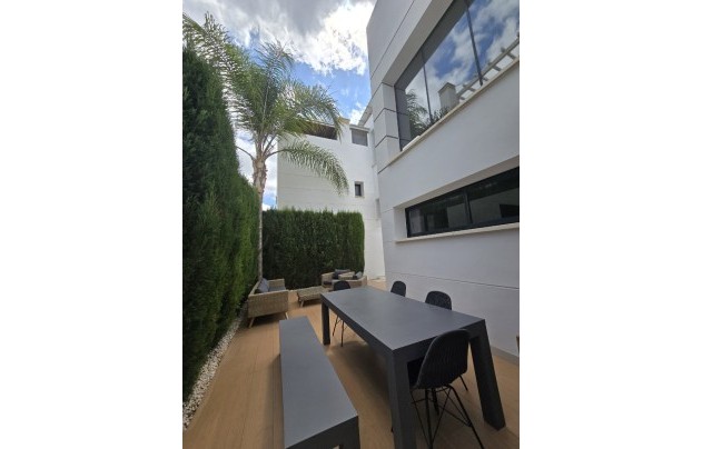 Resale - Villa - Ciudad Quesada