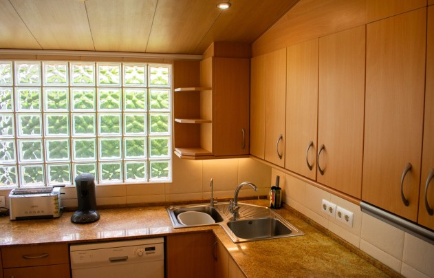 Reventa - Villa - Orihuela Costa - MUY CERCA DE LA PLAYA