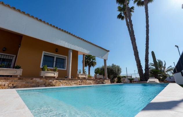 Herverkoop - Villa - Orihuela