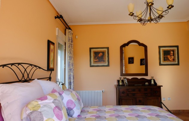 Herverkoop - Villa - Orihuela