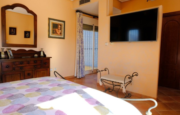 Herverkoop - Villa - Orihuela