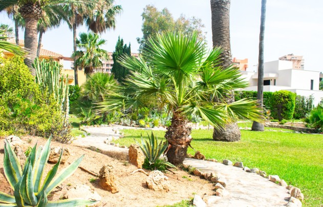 Resale - Villa - Cartagena - La Manga del Mar Menor