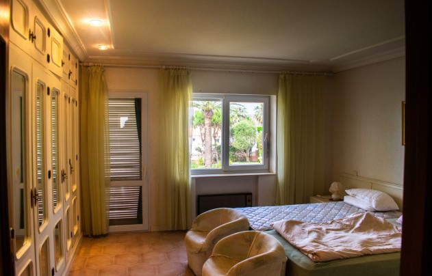 Resale - Villa - Cartagena - La Manga del Mar Menor