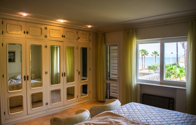 Resale - Villa - Cartagena - La Manga del Mar Menor