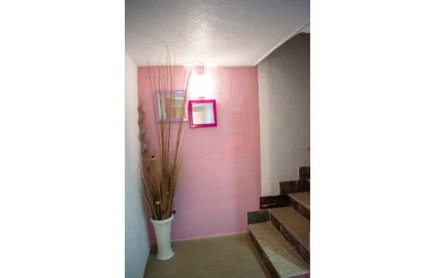 Reventa - Commercial - Los Alcazares