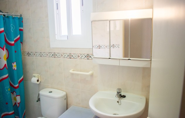 Reventa - Commercial - Los Alcazares