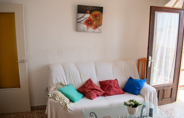 Reventa - Commercial - Los Alcazares