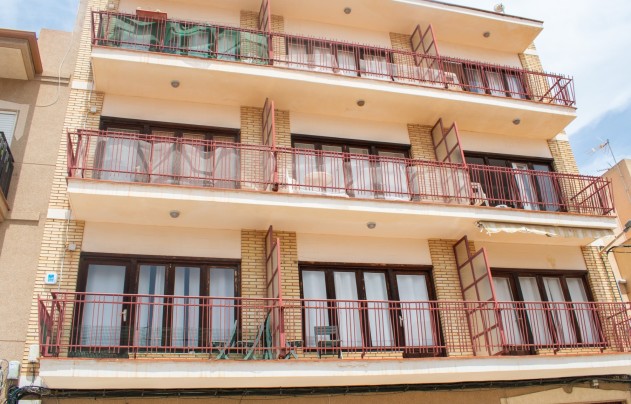 Reventa - Commercial - Los Alcazares