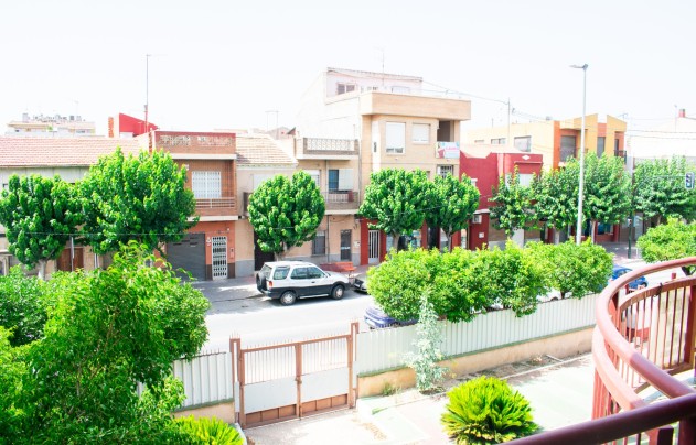 Resale - Villa - Llano de brujas