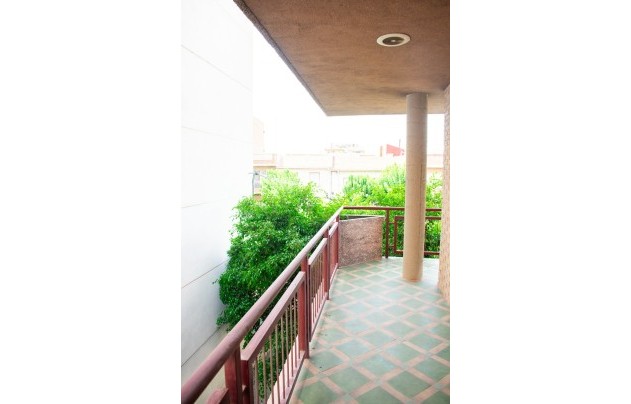 Resale - Villa - Llano de brujas