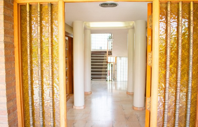 Resale - Villa - Llano de brujas