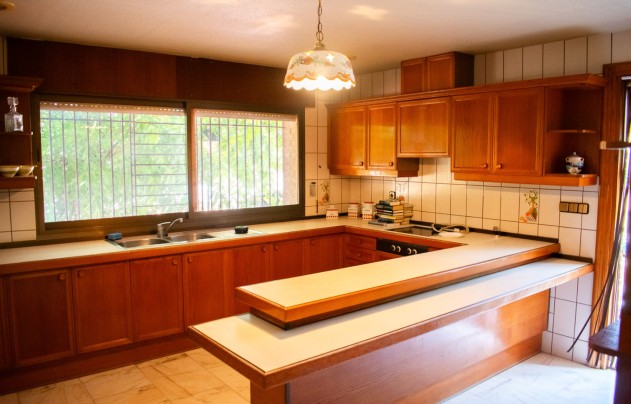 Resale - Villa - Llano de brujas