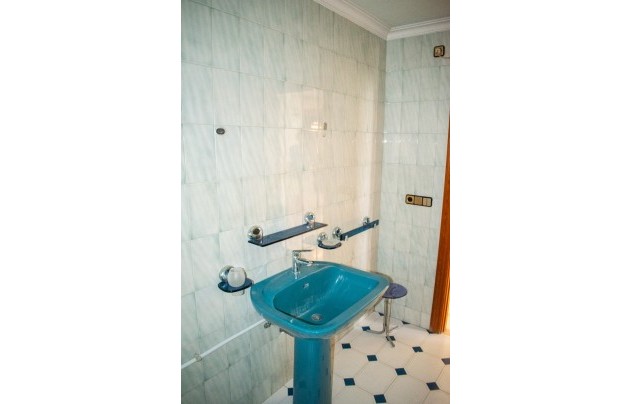 Resale - Villa - Llano de brujas