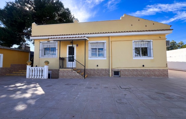 Resale - Villa - Alicante - Moralet - Cañada del Fenollar