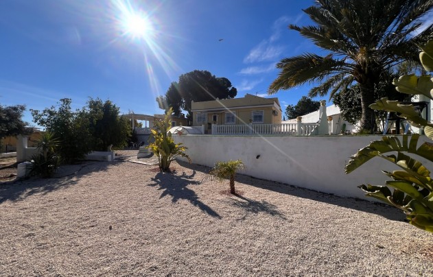 Resale - Villa - Alicante - Moralet - Cañada del Fenollar