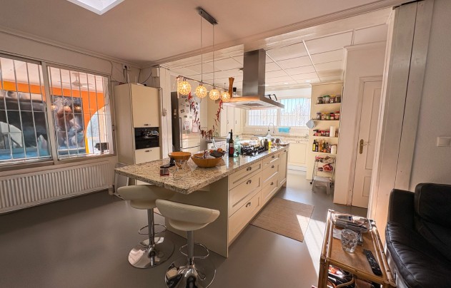 Revente - Villa - Crevillente