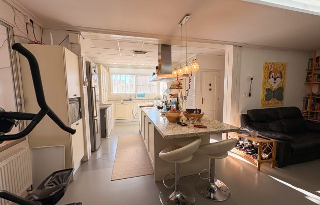 Revente - Villa - Crevillente