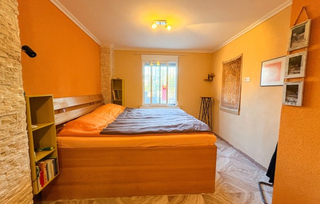 Revente - Villa - Crevillente