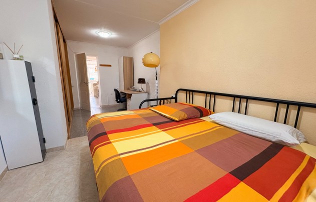 Revente - Villa - Crevillente