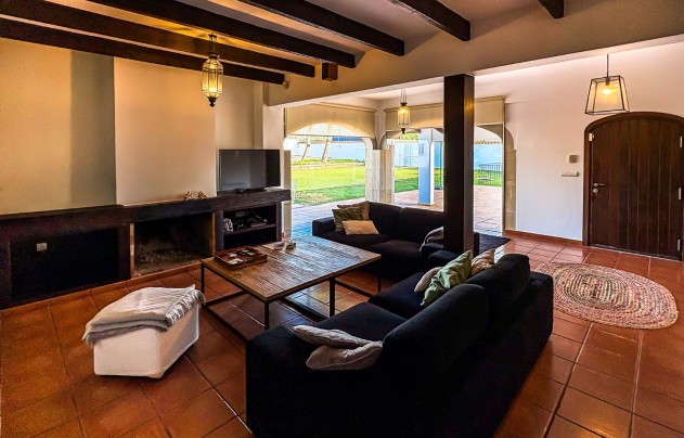 Resale - Villa - Santa Pola - El Poble Llevanti