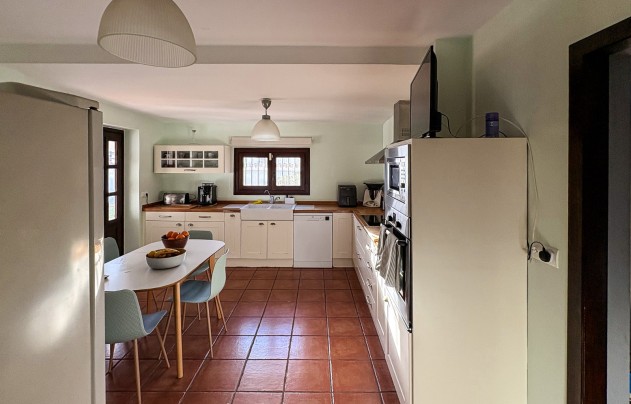 Resale - Villa - Santa Pola - El Poble Llevanti