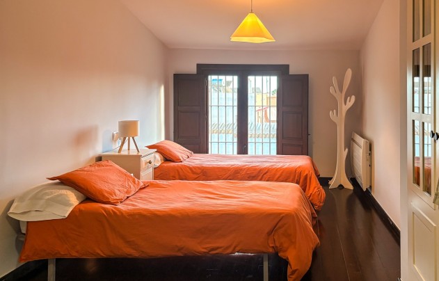 Resale - Villa - Santa Pola - El Poble Llevanti