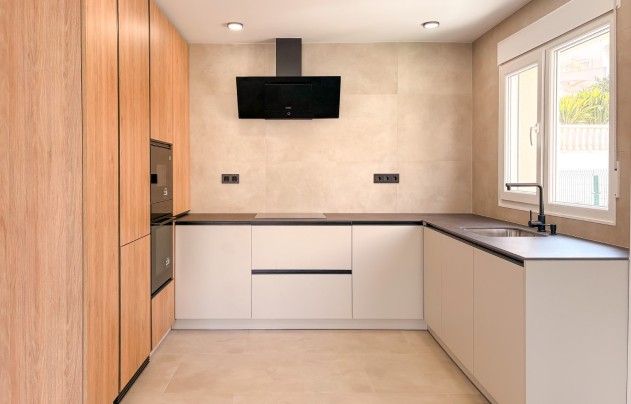 Resale - Villa - El Campello - Pueblo Acantilado - Venta Lanuza