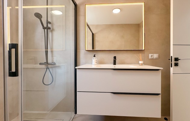 Resale - Villa - El Campello - Pueblo Acantilado - Venta Lanuza