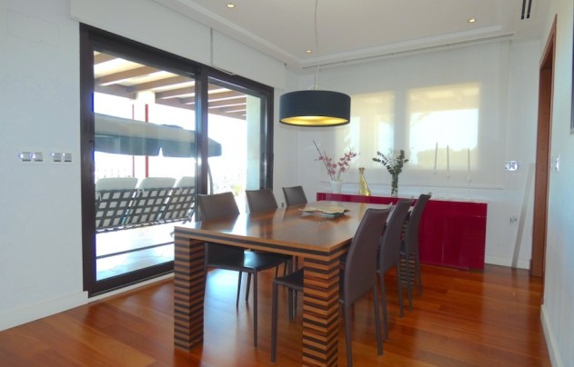 Resale - Villa - Algorfa