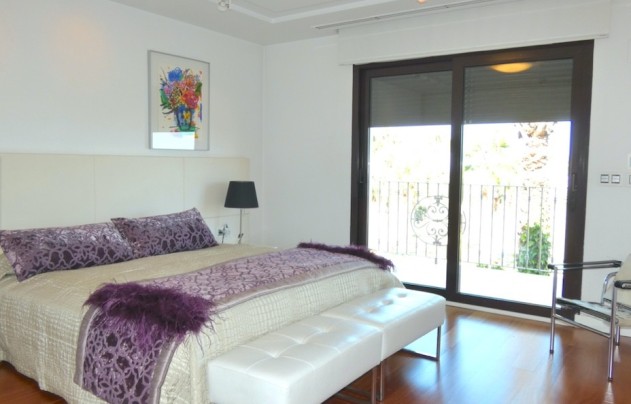 Resale - Villa - Algorfa