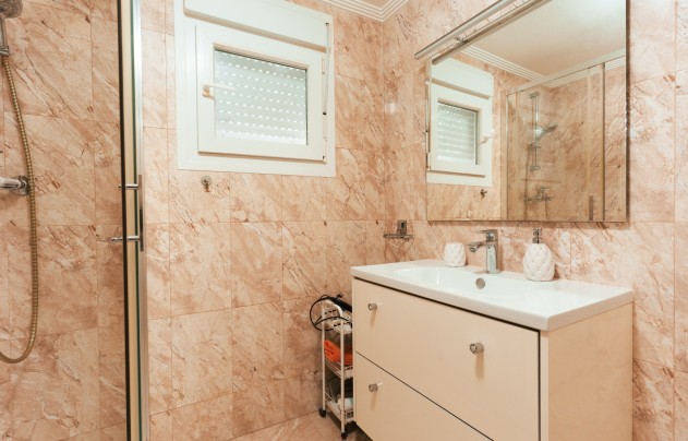 Resale - Villa - Torrevieja - Los Balcones