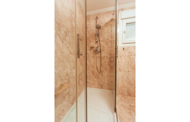 Resale - Villa - Torrevieja - Los Balcones