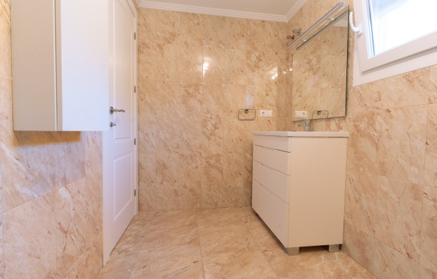 Resale - Villa - Torrevieja - Los Balcones