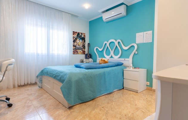 Resale - Villa - Torrevieja - Los Balcones