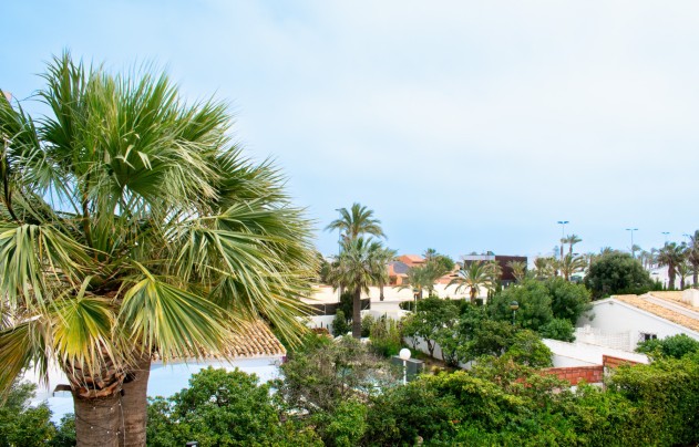 Resale - Villa - Cartagena - La Manga del Mar Menor